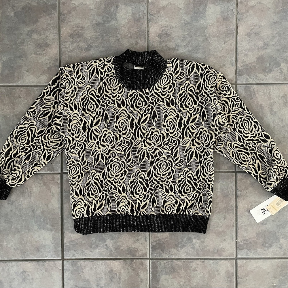Vintage mock Neck Light  Sweater Womens Black Gold Flower Print Medium‎